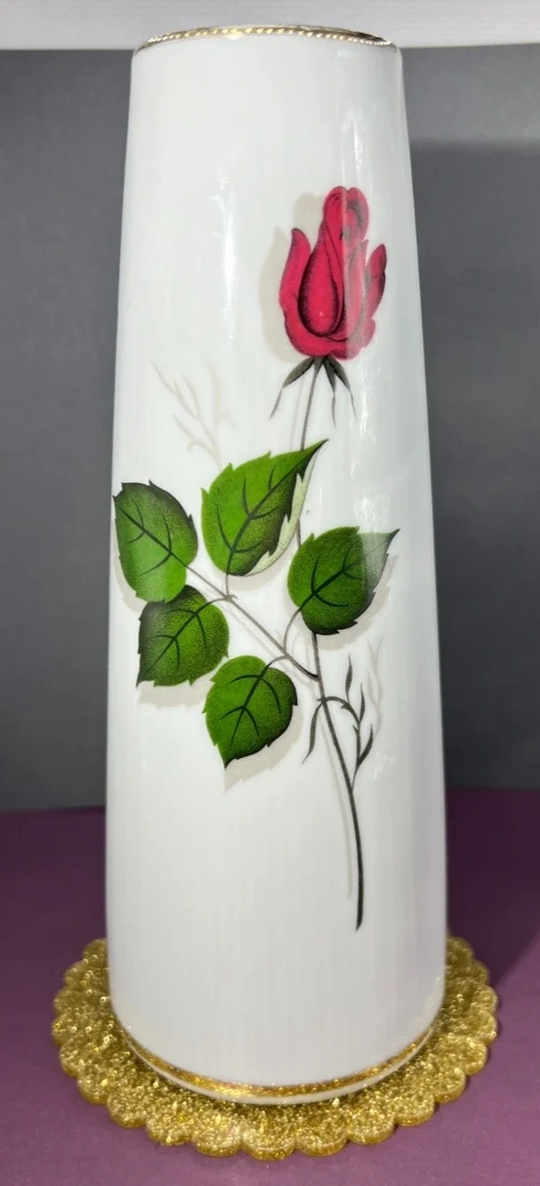 Vtg Winterling Bavaria Porcelain Vase W/ Red Rose Pattern